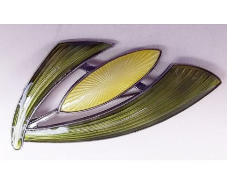 A Norwegian sterling silver and  enamel brooch in form of stylized flower and leaves, 6.5cm