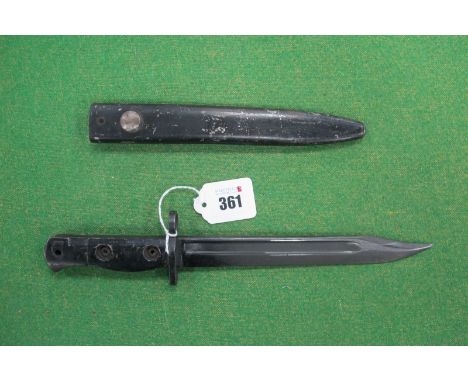 British LIA3 Self Loading Rifle (SLR) Knife Bayonet with Single Edged Fullered Blade, marked on Ricasso D59-complete with sca