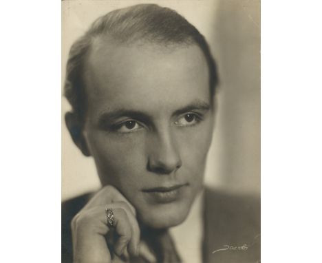 Muthesius, Eckart -- Photographer: Lotte Jacobi (1896-1990). Portrait of the architect Eckart Muthesius. Circa 1930. Vintage 