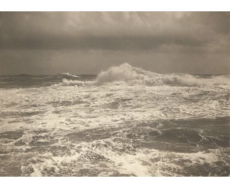Schensky, Franz -- Sea view. Circa 1910. Vintage platinum print. 16,4 x 22,8 cm. Photographer's blindstamp in lower right cor