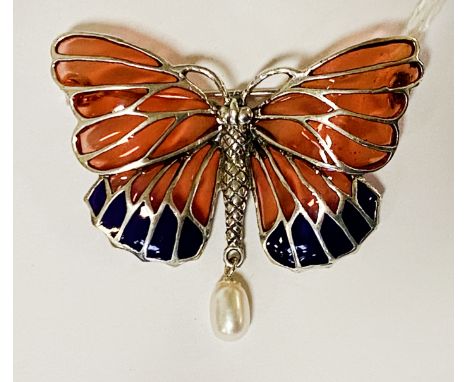 STERLING SILVER BUTTERFLY PENDANT BROOCH WITH PEARL DETAIL
