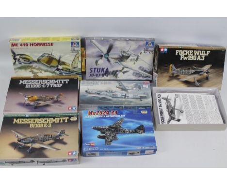 Tamiya - Italeri - Hobby Boss - 7 x boxed aircraft model kits in 1:72 scale including Messerschmitt Me262A-2a # 80248, Focke 