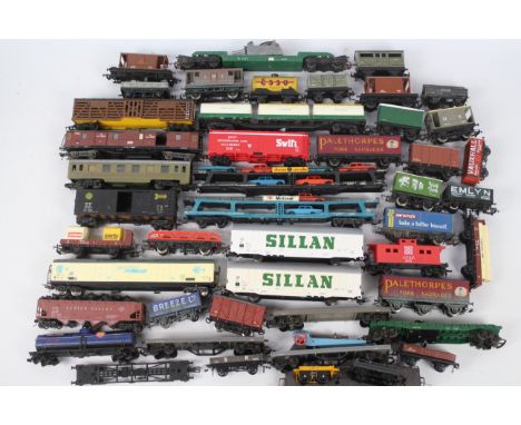 Hornby - Lima -Fleischmann - Joueff - Pocher - 45 x unboxed wagons in OO / HO gauge including car transporters, box vans, bra