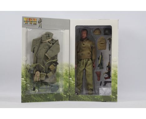 Dragon - A boxed Dragon #70135 1:6 scale WW2 Italy 1943, "Nick Corrigan", First Special service Force, (Platoon Leader). The 