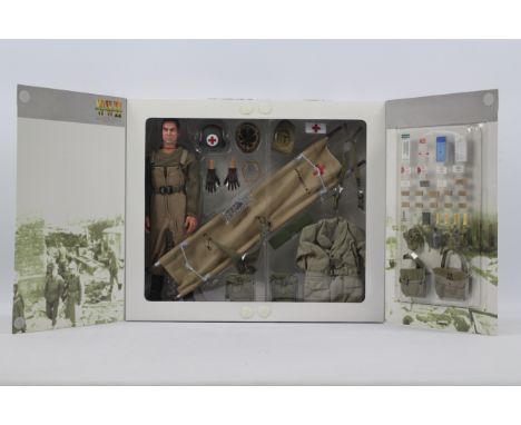 Dragon - A boxed Dragon #70245 1:6 scale WW2 Saar-Moselle Triangle 1945 "Doc. Peterson", U.S. Army Medic, 94th Infantry Divis