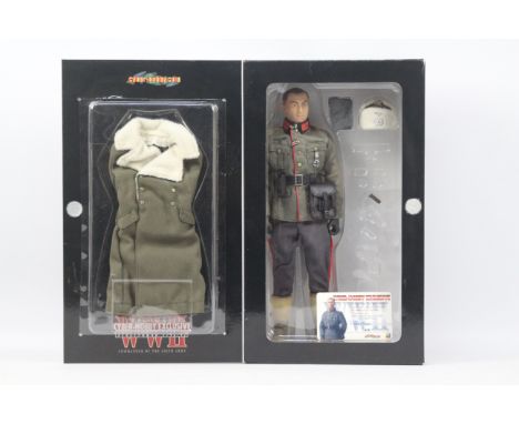 Dragon - A boxed Dragon #70318 Cyber-Hobby Exclusive 1:6 scale WW2 Stalingrad 1942/43 "Generaloberst Friedrich Paulus" Comman
