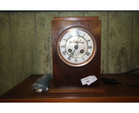 Mantel clock