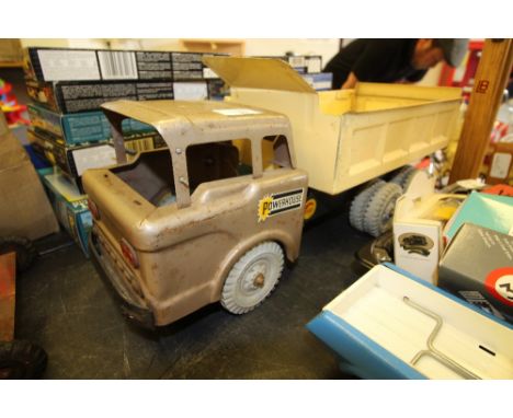 Marx Hi Lift scissors truck