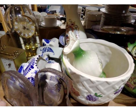 Mixed ceramic and glass to include Delft clogs. Not available for in-house P&amp;P 