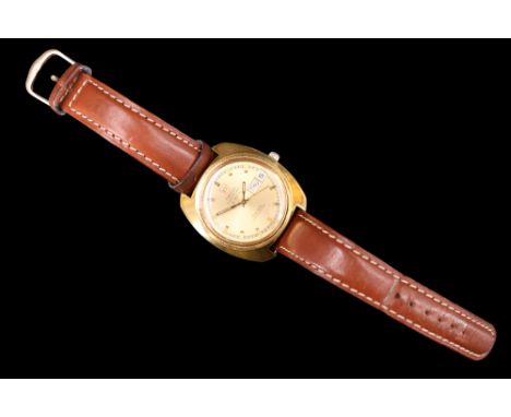 A 1970s Omega electronic day-date chronometer wristwatch, having a 300 Hz calibre 1260 movement and radially-brushed gilt fac