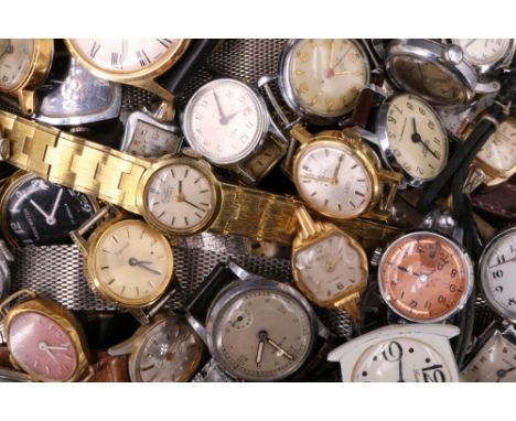 A large quantity of vintage wristwatches