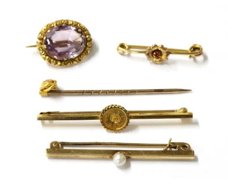 A quantity of gold brooches, to include a Dutch gold pearl bar brooch, with pin and safety catch, tested as approximately 14c