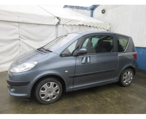 Make &amp; Model: Peugeot 1007 DolceDate of Reg: BN55 XHYColour: Greycc: 1360MoT: 16-09-2021Fuel Type: PETROLMileage: 63kTran