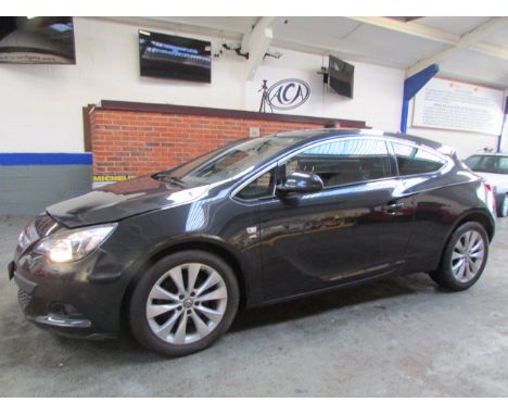 Make &amp; Model: Vauxhall Astra GTC SRI CDTIDate of Reg: YA12 LJOColour: Blackcc: 1686MoT: 23-10-2020Fuel Type: DIESELMileag