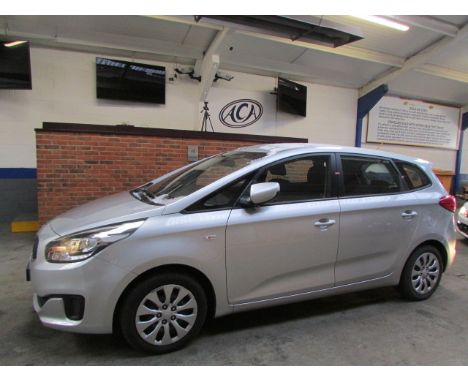 Make &amp; Model: Kia Carens 1 Eco CRDIDate of Reg: YR63 LGDColour: Silvercc: 1685MoT: 28-10-2021Fuel Type: DIESELMileage: 83