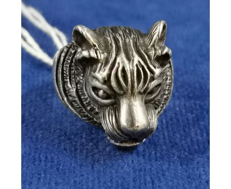 SILVER TIGER RING