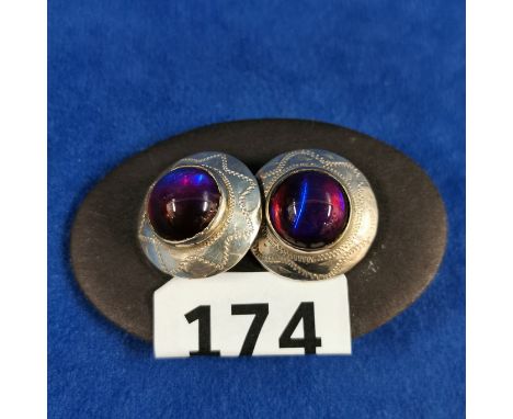 SILVER CUFFLINKS