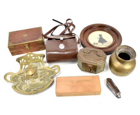 A small group of collectors' items to include a German patent brass Art Nouveau inkwell, cased scale weights, a brass box wit