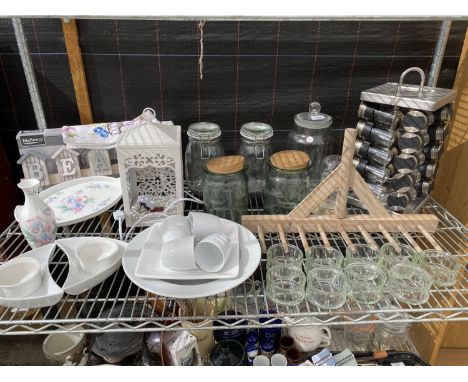 VARIOUS KITCHEN RELATED ITEMS TO INCLUDE A REVOLVING SPICE RACK AND JARS, GLASS LIDDED JARS, LANTERN, SERVING DISHES, ANYNSLE