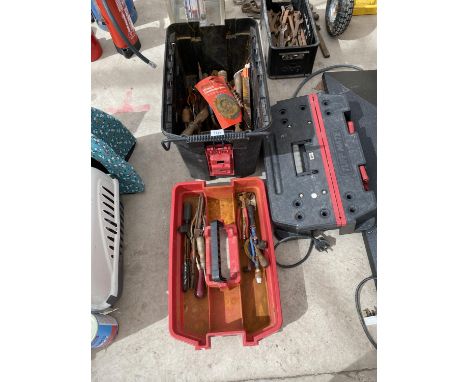 A TOOL BOX CONTAINING VARIOUS TOOLS 