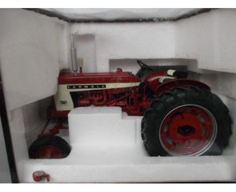 International Harvester, spec. Cast Farmall 504 gas tractor in original box