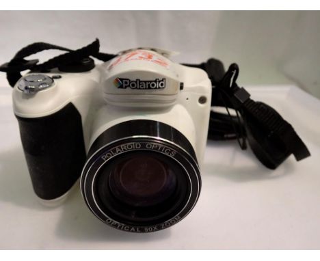 Polaroid digital camera with 50 x zoom. UK P&amp;P Group 1 (£16+VAT for the first lot and £2+VAT for subsequent lots) 