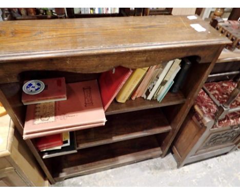 Oak 3 shelf bookcase, 95 x 23 x 100cm H. Not available for in-house P&amp;P 