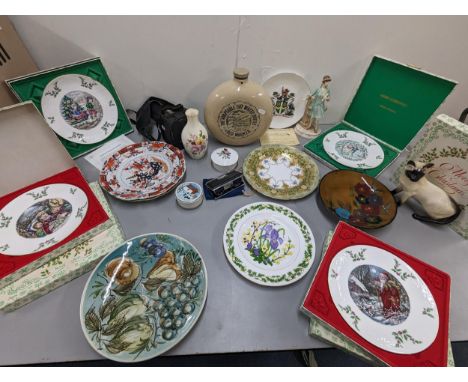 A mixed lot to include a Royal Worcester Margery figure, Royal Doulton model cat, Royal Worcester hand painted and gilt appli
