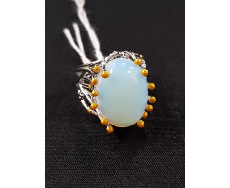 SILVER MOONSTONE RING 