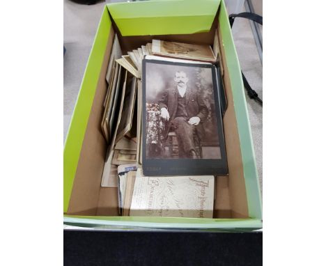 BOX OF OLD PORTRAIT PHOTOS 