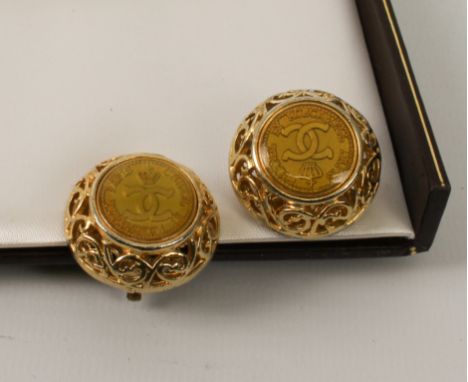 A pair of vintage 1980s Chanel by Rubcamell of Paris clip-on earrings - stamped 'Chanel - Made in France', gold-plated with i