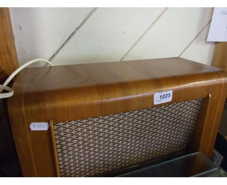 VINTAGE RADIO (SOLD AS A COLLECTORS / DISPLAY ITEM)