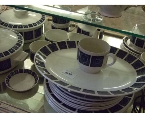 MIDWINTER DINNER SET INC TUREENS 