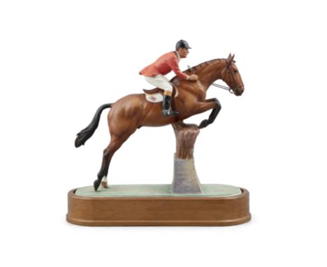 A ROYAL WORCESTER PORCELAIN MODEL OF FOXHUNTER AND LT. COL. H.M. LLEWELLYN CBE, modelled by Doris Lindner, model no.47/500, s