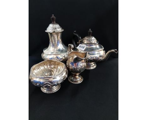 4 PIECE SILVER TEA SERVICE SHEFFIELD 1899 - 1900 BY JOHN ROUND &amp; SON CIRCA 1028 GRAMS 