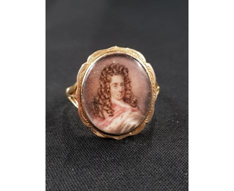 FINE GEORGIAN PERIOD 18 CARAT GOLD MOUNTED PORTRAIT MEMORIAL RING TOTAL 6 GRAMS 