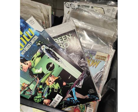 American comics - a large selection of DC comics and set of Marvel Earth X comics, approx.100 (to include Green Arrow, Marvel