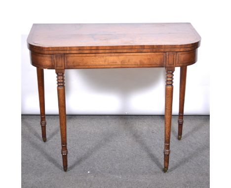 George III mahogany card table, D shaped foldover top enclosing a baize lined interior, turned and ringed legs, width 91cm, d