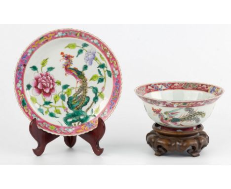 A Chinese porcelain famille rose bowl, Hongxian printed four character mark to base, scalloped rim, decorated in enamels with