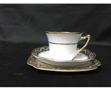 ROSLYN GILT PART TEA SERVICE