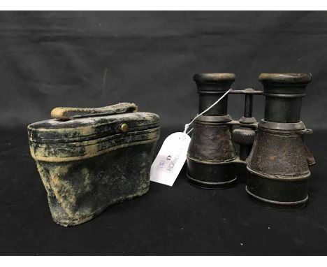 MINER'S LAMPalong with two pairs of binoculars, a thermometer by W. Reeves etc (6)