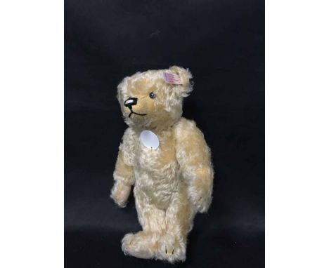 TWO MODERN STEIFF BEARS each boxed 