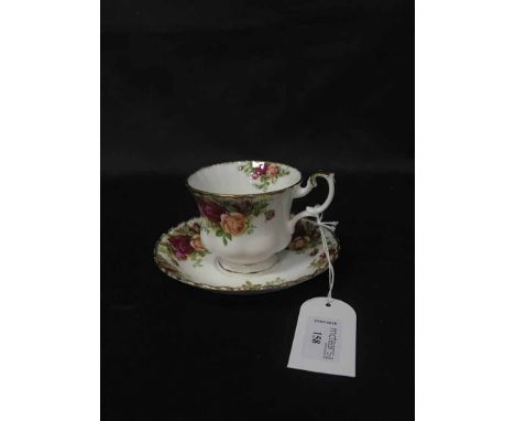 ROYAL ALBERT 'OLD COUNTRY ROSE' PATTERN PART TEA SERVICE 