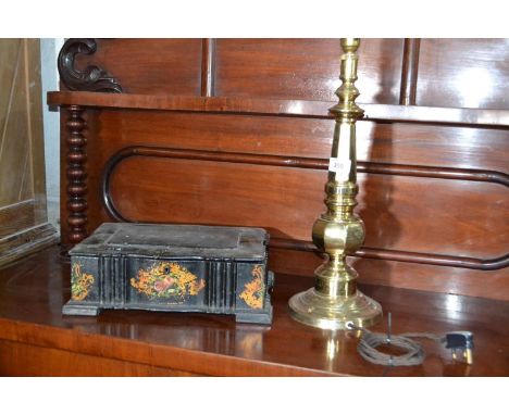 A brass table lamp, and a papier mache box, lid detached, 33 cm wide 