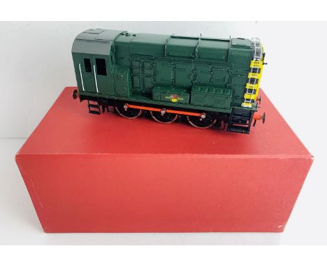 Bachmann Brassworks 7mm O Gauge Class 08 Shunter BR Green - Comes with Resin Interior Detail Pack - Boxed with Papers. P&amp;