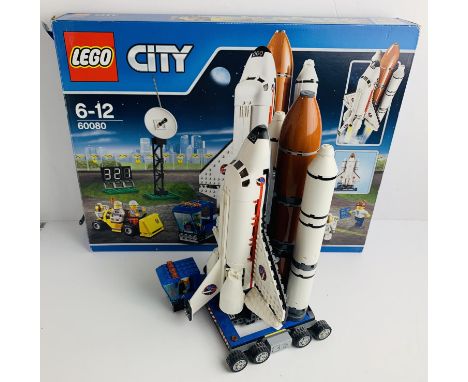 Lego City 60080 Space Shuttle Launch Pad Set - READY BUILT - with Original Box. P&amp;P Group 2 (£18+VAT for the first lot an