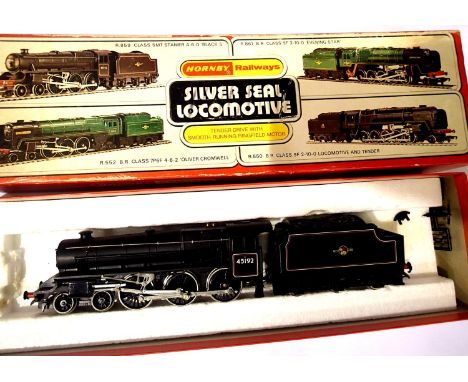 Hornby R 859 silver seal black five 45192 BR Black, late crest. P&amp;P Group 1 (£14+VAT for the first lot and £1+VAT for sub