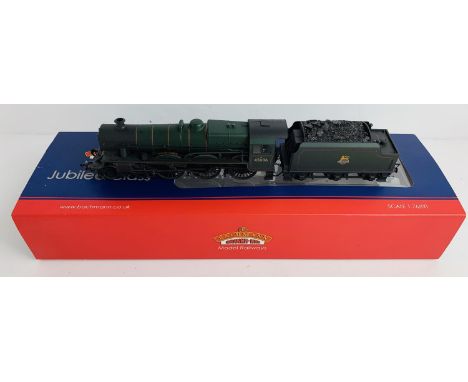 Bachmann OO Gauge 31-189 Jubilee 45606 'Falkland Islands' BR Green Early Emblem 'Weathered' Loco - Boxed. P&amp;P Group 2 (£1