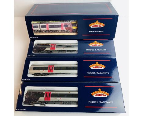 Bachmann 32-465 Class 170 3 Car Unit 'Cross Country' Livery - Boxed. P&amp;P Group 2 (£18+VAT for the first lot and £3+VAT fo