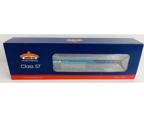 Bachmann 32-755 Class 57/3 Arriva Trains Wales - Boxed wth Detail Pack &amp; Papers. P&amp;P Group 2 (£18+VAT for the first l